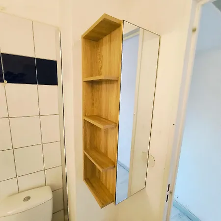 Renove Avec Jardin Proche De La Apartment